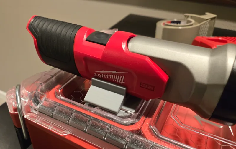 M12 flashlight Packout clip