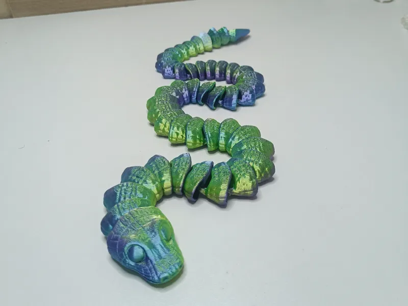 Cute Articulated Flexi Snake 4