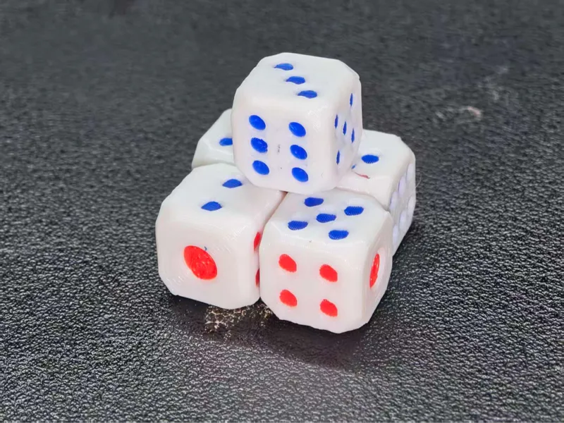 多色骰子
