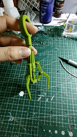 Miniatura 1 do modelo 3D 迷你机械爪勾