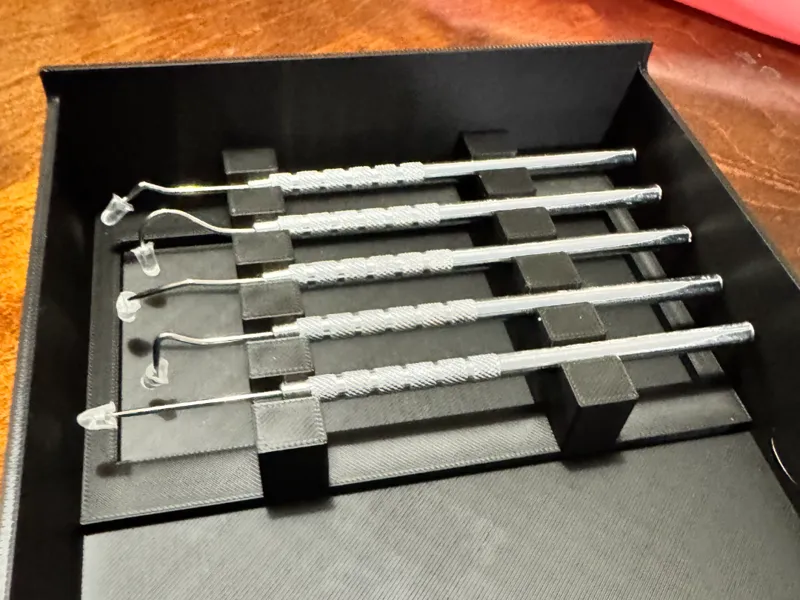 Pick holder for AM2 Stand Drawers