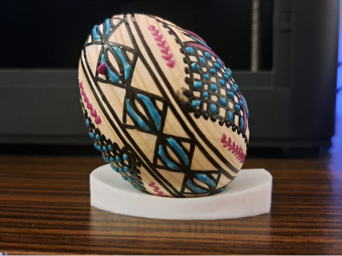 Decorative Easter Egg Display Stand