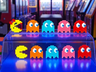 Retro Pac-Man & Ghosts Fridge Magnets