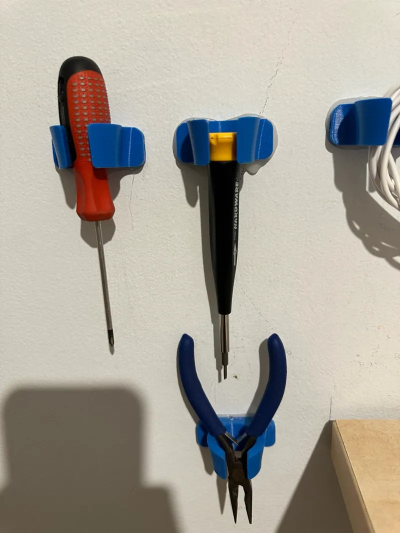 Multipurpose tool stand 