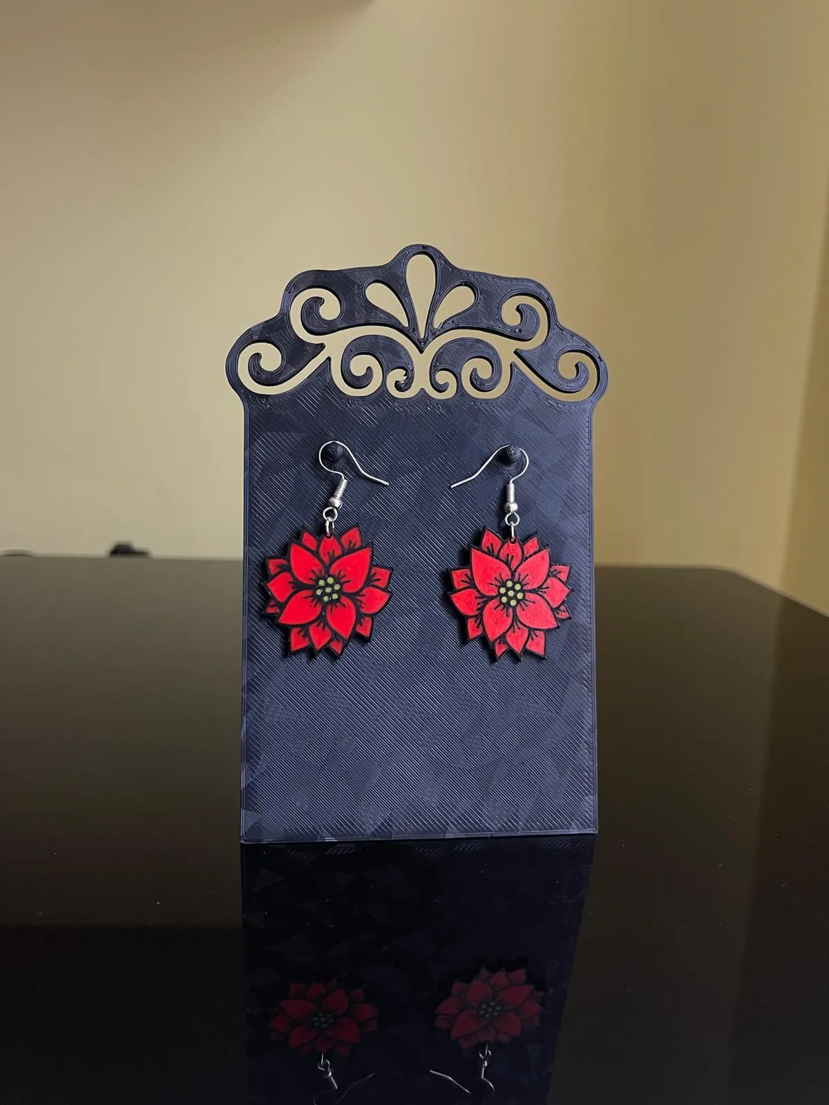 Pendientes Flor de Pascua view 2