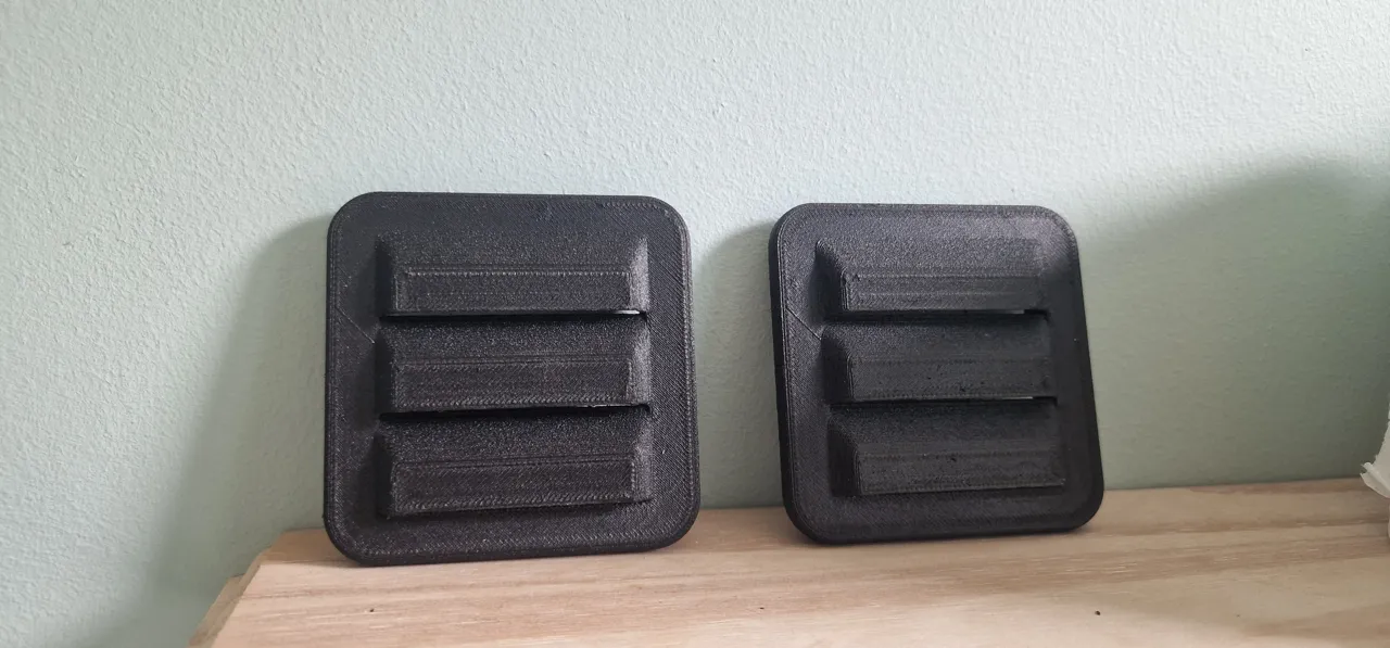Land Rover defender horn vent view 4