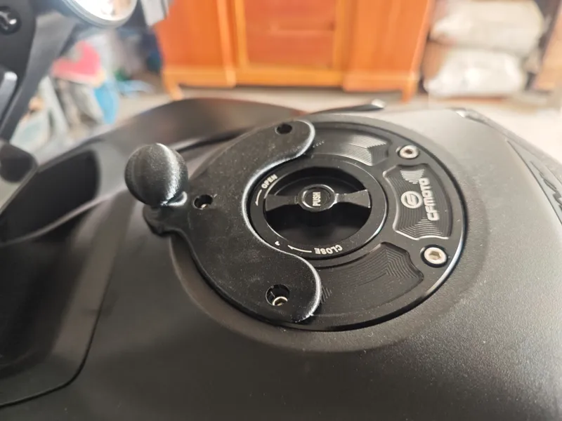 CFmoto 800NK油箱球头支架