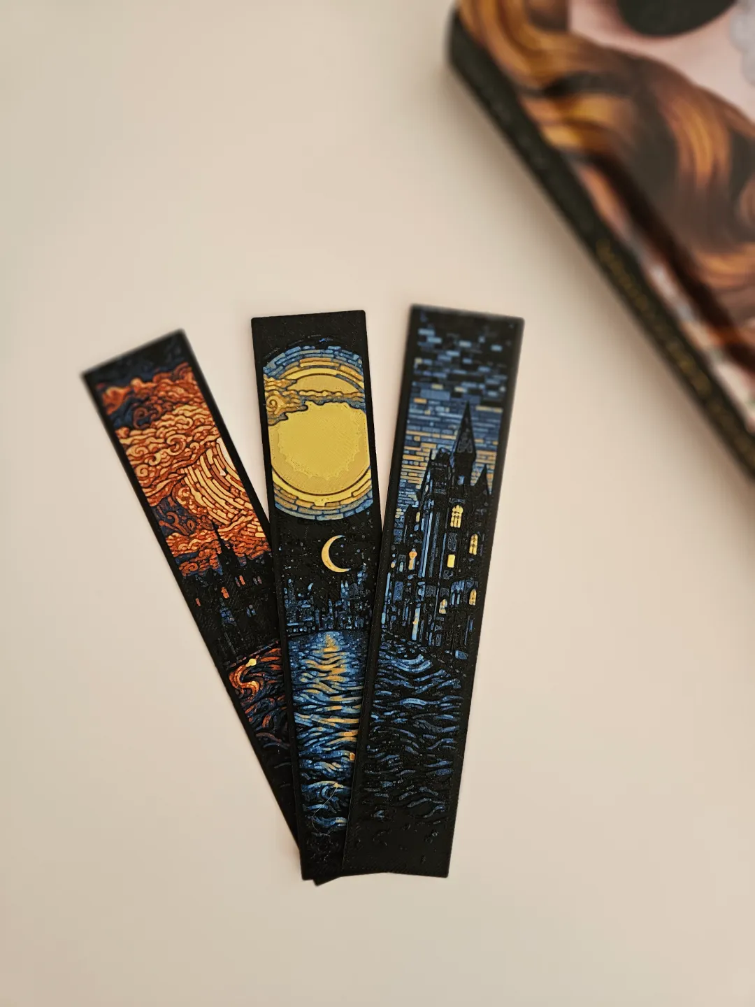 "Dusk, Moon and Dawn" - Bookmarks Set view 4