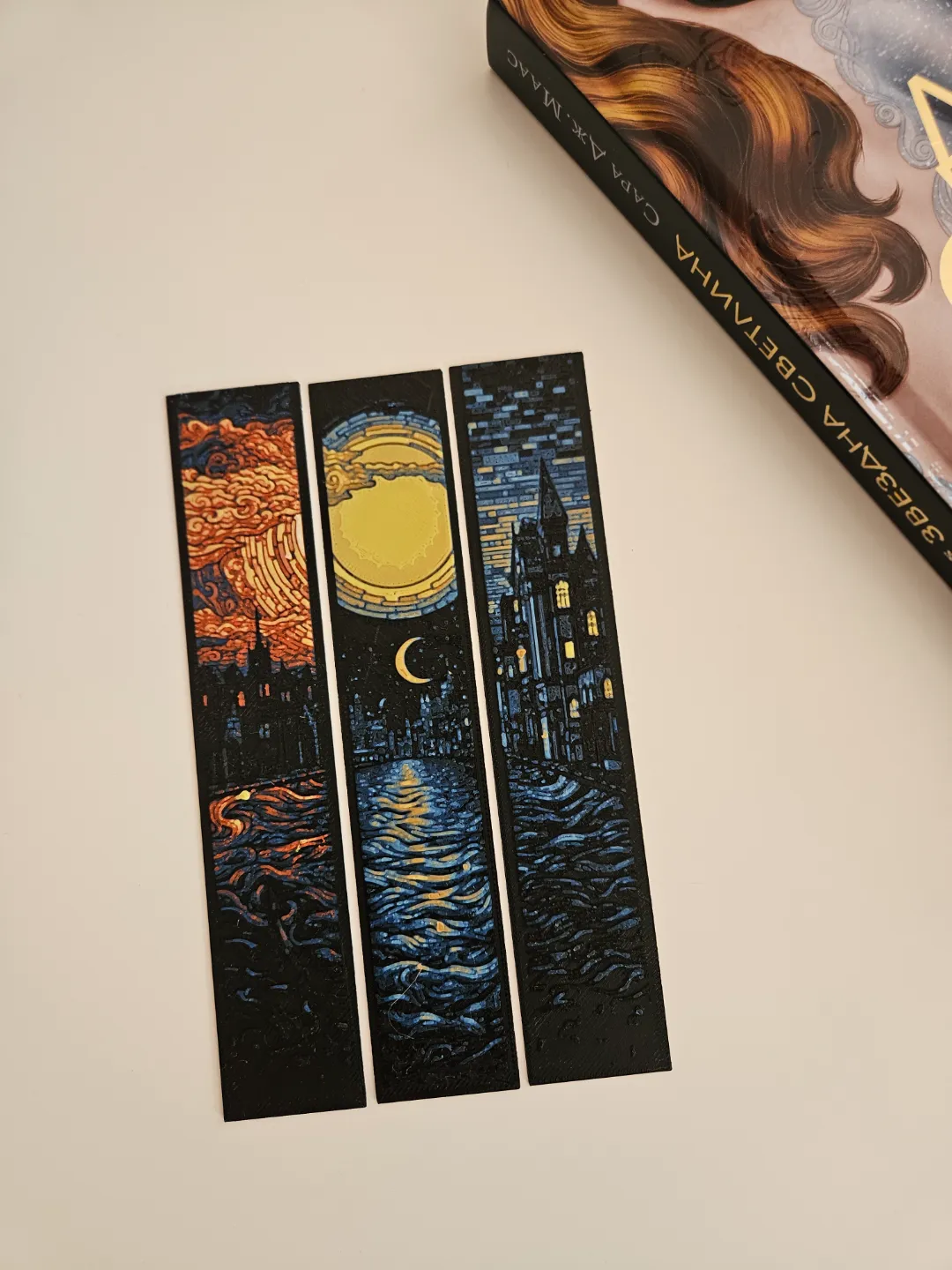 "Dusk, Moon and Dawn" - Bookmarks Set view 2
