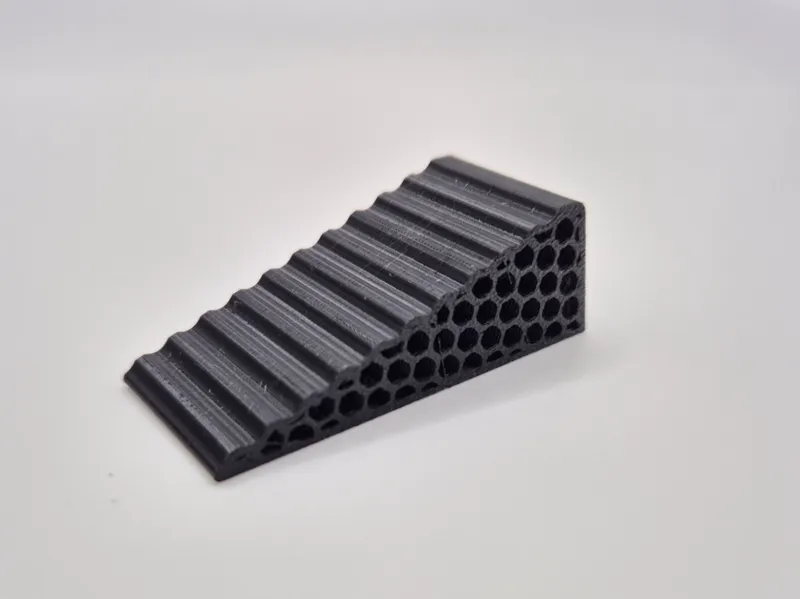 Kleiner Türstopper mit Wabenmuster- TPU