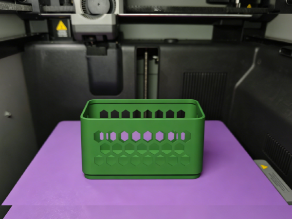 Miniatura 2 do modelo 3D 方形收纳箱带盖(Square storage box with lid)
