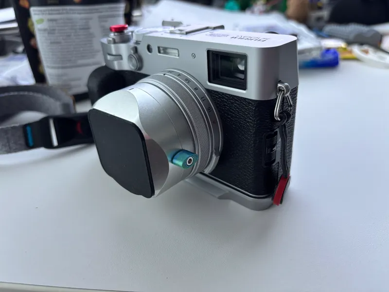 Fujifilm X100VI squarehood knob for easy release