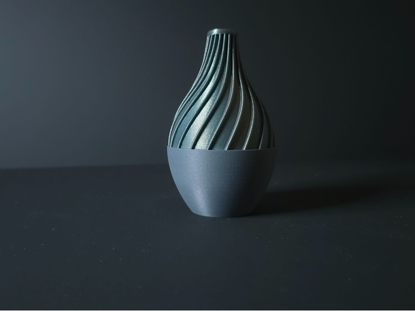 Avela - Flow - Vase
