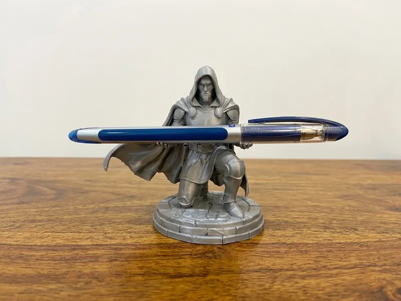 Dr Doom Avengers Pen Holder