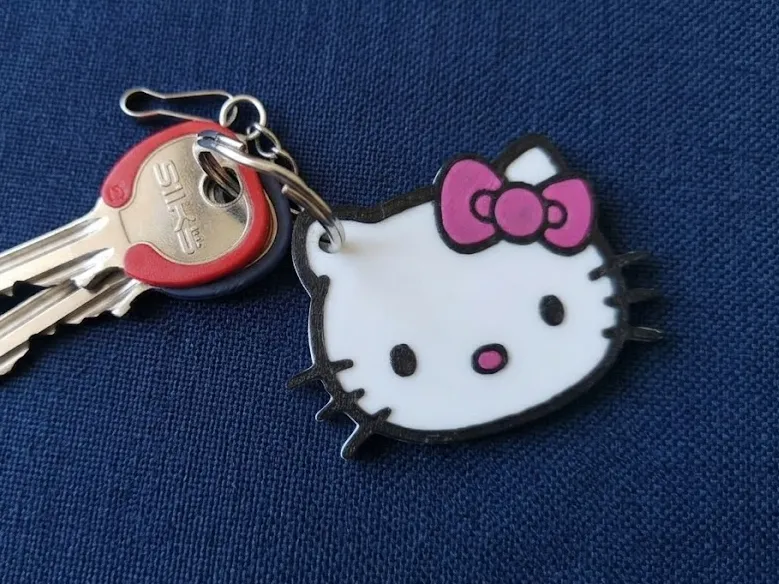 Hello Kitty keychain NoAms - Free 3D Print Model - MakerWorld