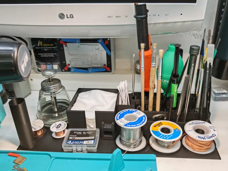 Organizer per strumenti laboratorio elettronico
