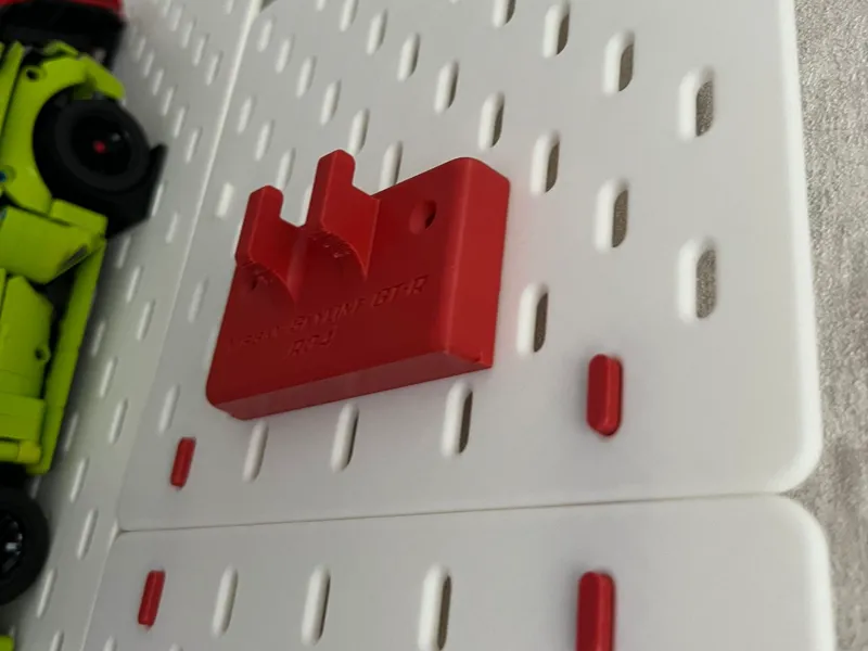 Technic 42210 Skyline GT-R Ikea Skadis Car Hanger