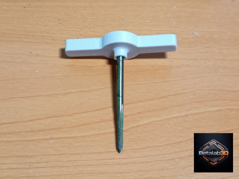 Wrench for M2.5 taps