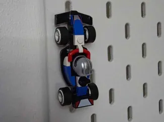 F1 Mini Figure Skadis Mount