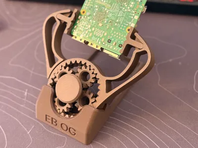 The EB OG PCB Mantis Clamp