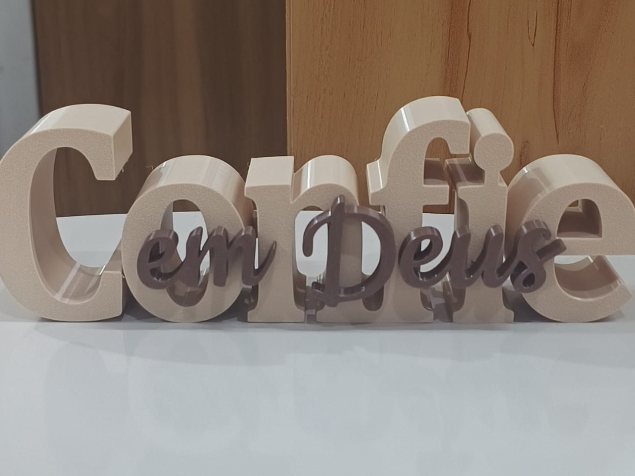 Letreiro decorativo Confie Em Deus
