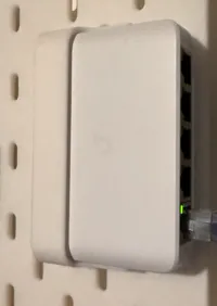 Support Skadis pour Unifi Flex Mini — photo 1