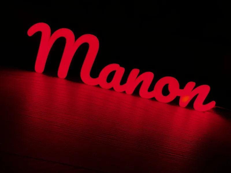 Manon Name Lightbox