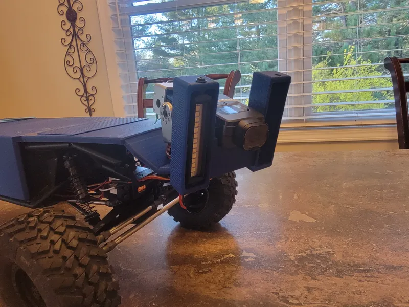 Crawlspace RC camera and light mount for servo PT