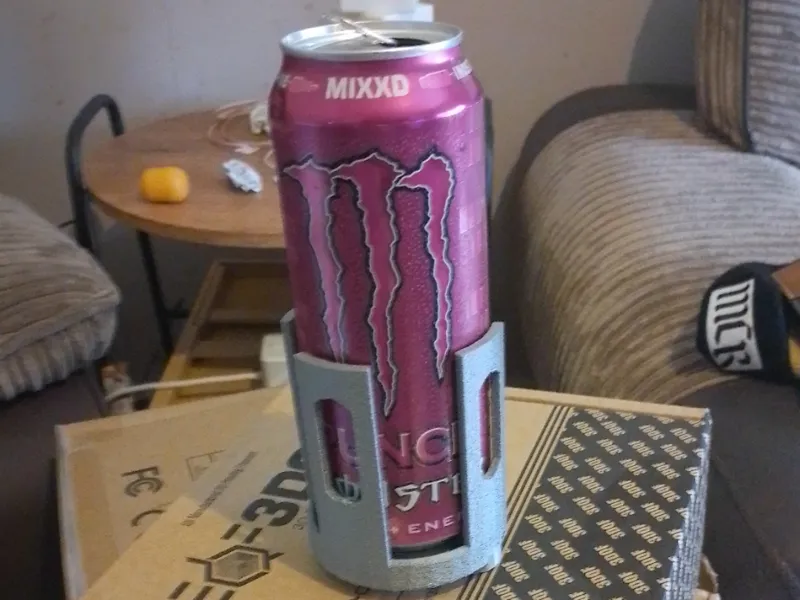 soda/pop can holder with sand/ground spike