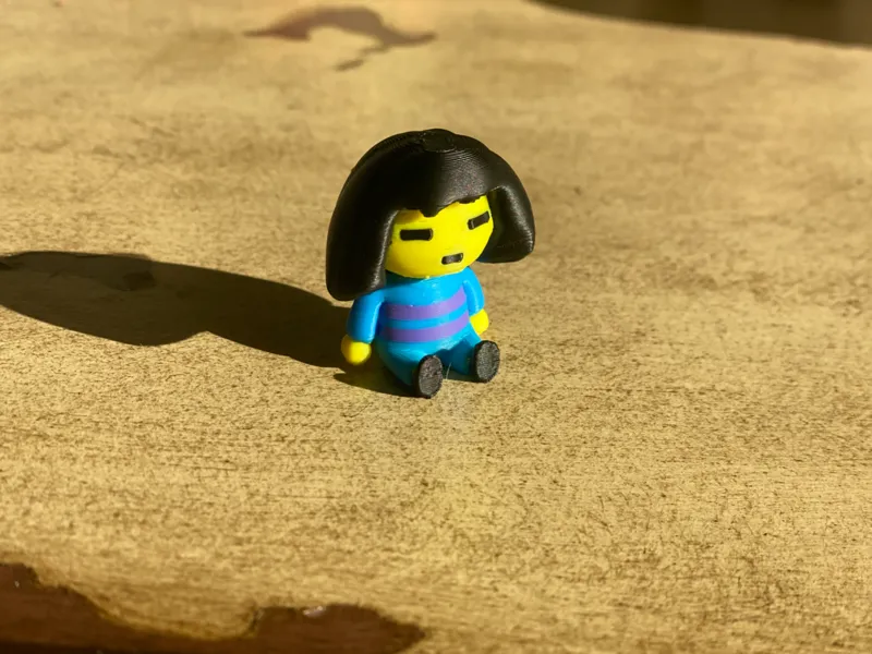 Mini Sitting Frisk - Undertale
