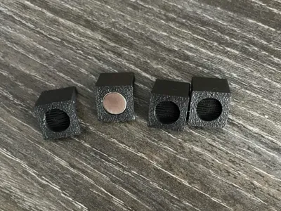 8x2 magnet holders for helmets