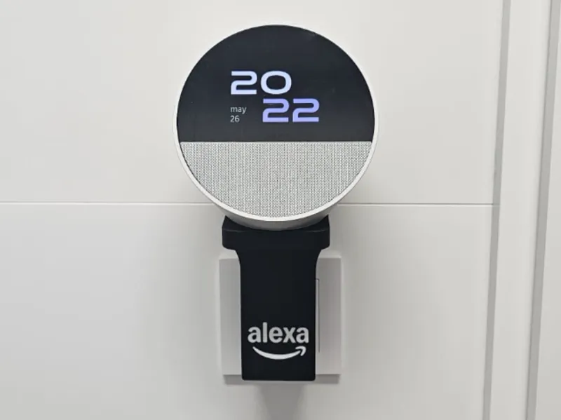 Amazon Echo Spot (2024) EU Outlet Wall Mount