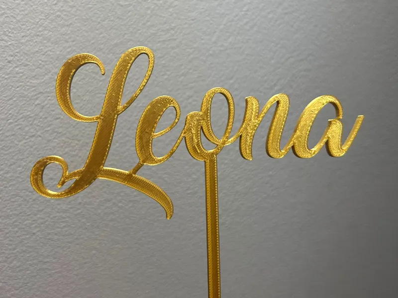 Leona topper