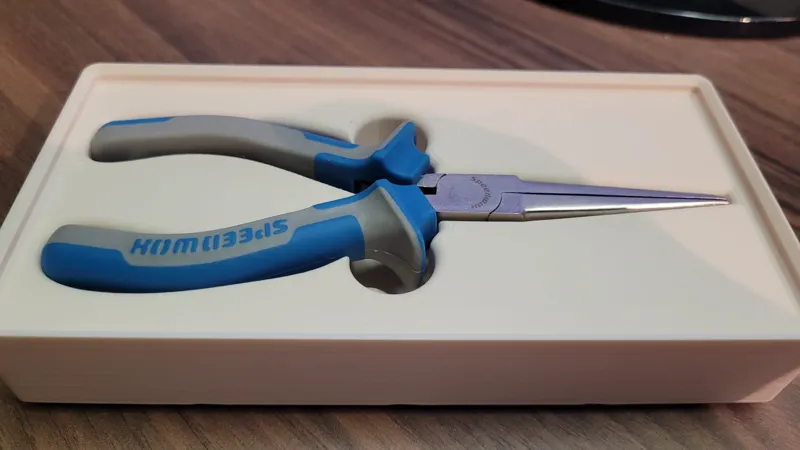 Gridinfity Long Nose Pliers