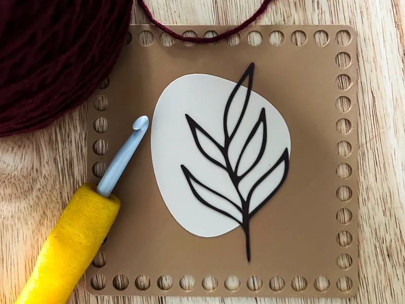 Crochet Basket Base with Leaves