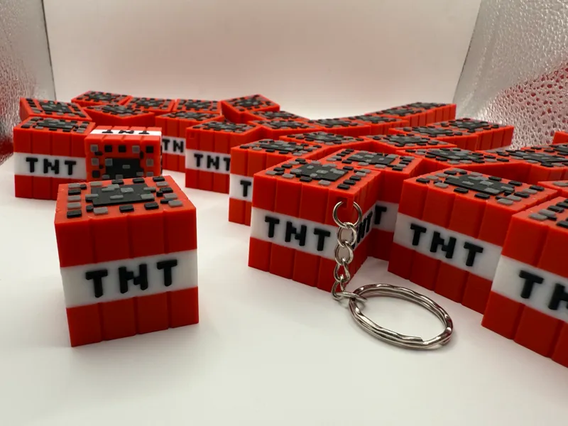 Minecraft TNT Keychain 30x30 – 4 Colors