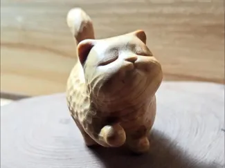 傲娇的小猫仿木雕