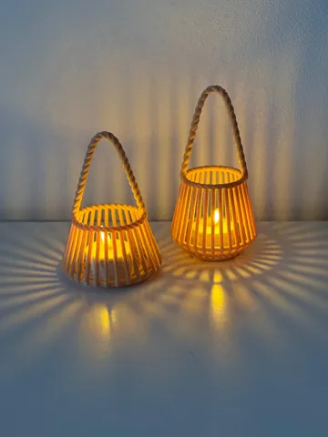 Accesorio de iluminación decorativa: Woven Candle Basket Set – Rattan Style — vista de referencia 3
