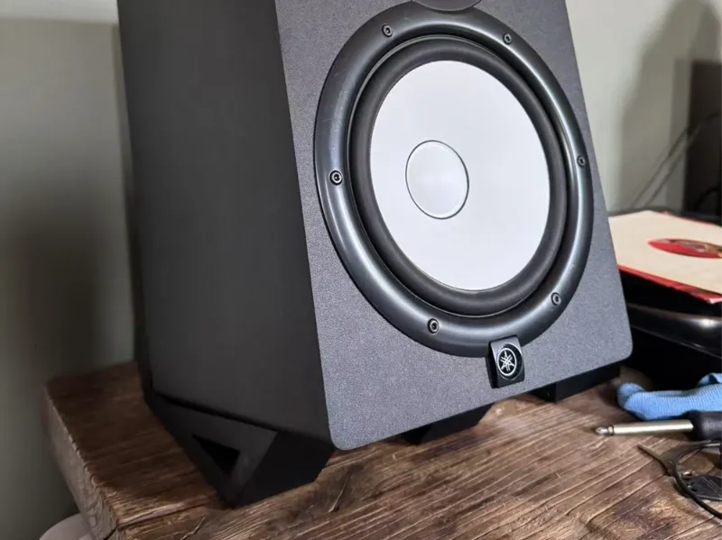 Yamaha HS8 & 7 speaker stand    雅马哈HS 8 监听音响支架