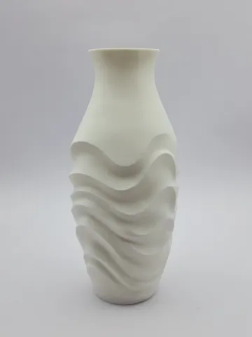 Jarrón decorativo: Sculpted Wave Vase — vista de referencia 5