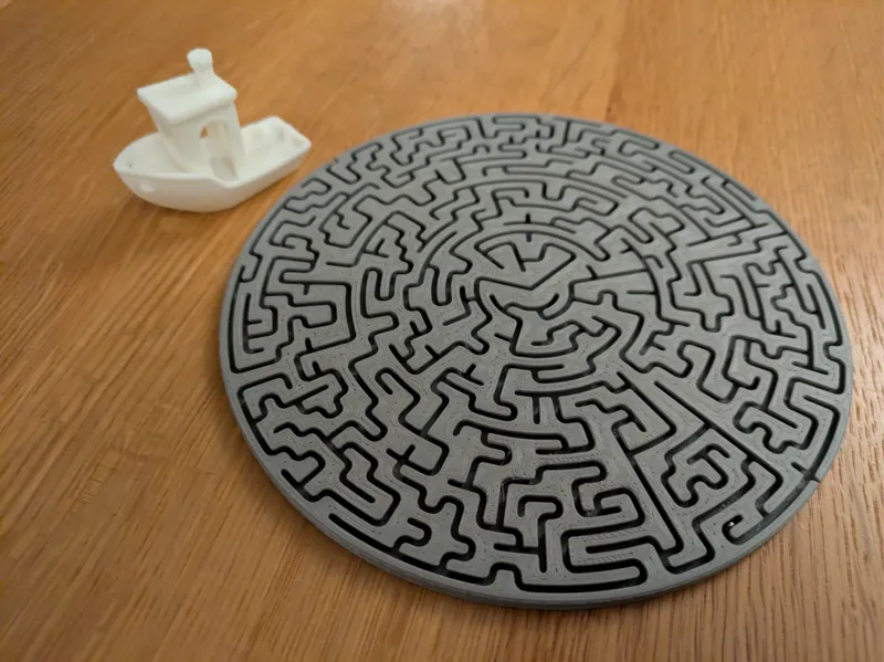 Large 175mm Diameter Ball Maze (3mm ball)