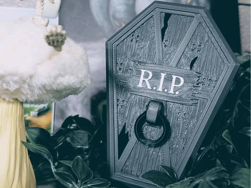 Coffin Container