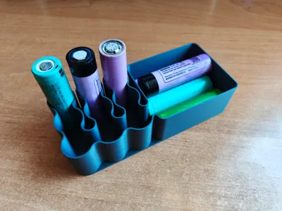 18650 holder (Vase Mode)