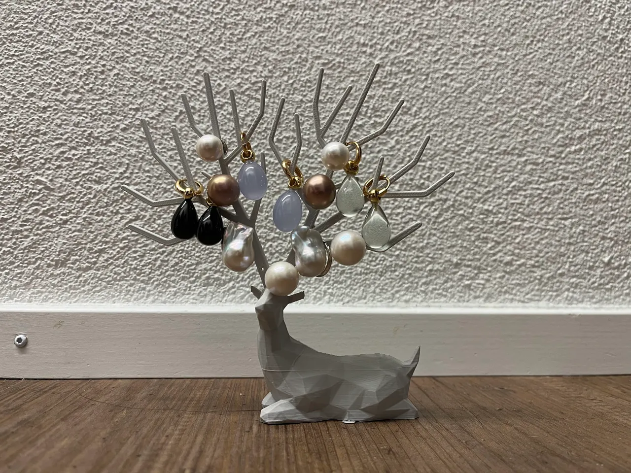 Antler with earring holes for Jewellery deer view 2