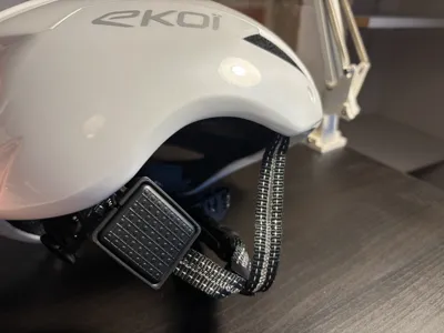 "Hands-free" kit for bike helmets
