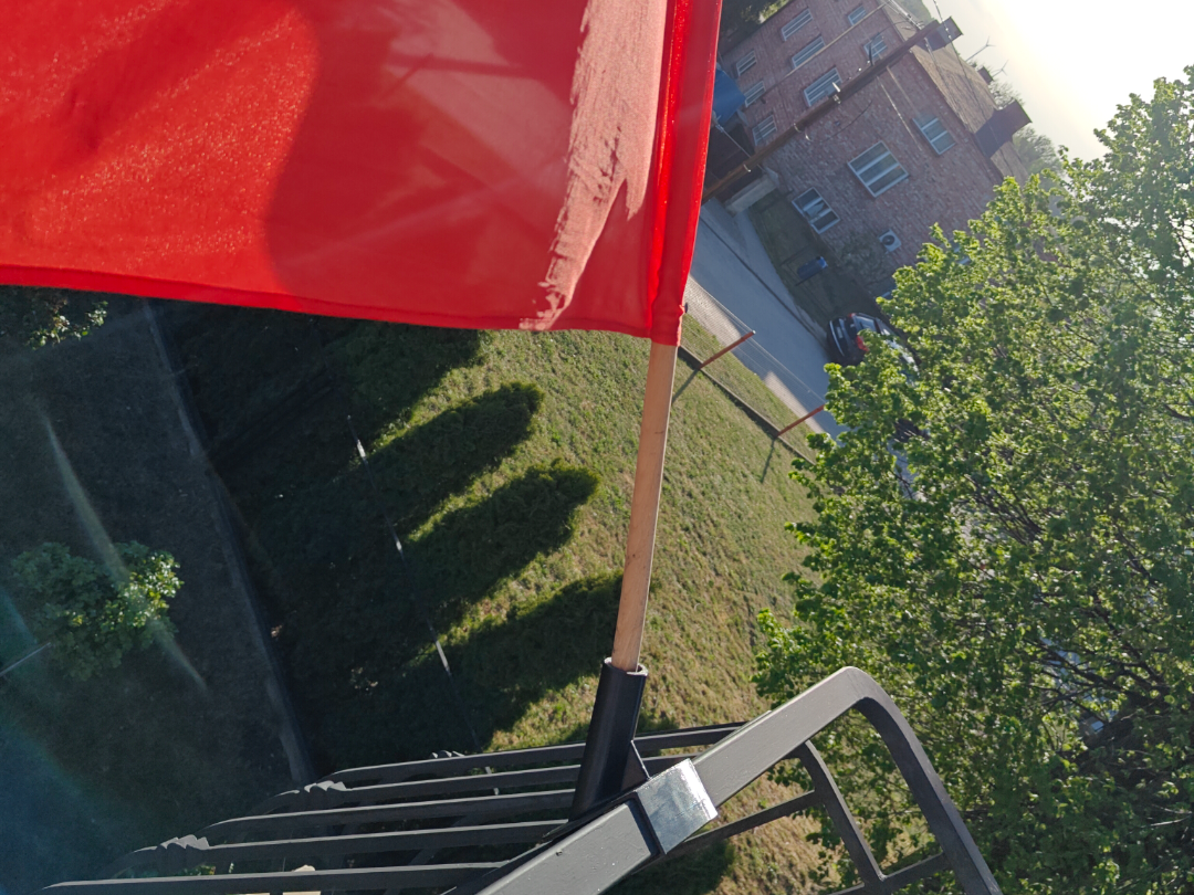 Balcony Railing Flag Holder (Steel Railing Mount)