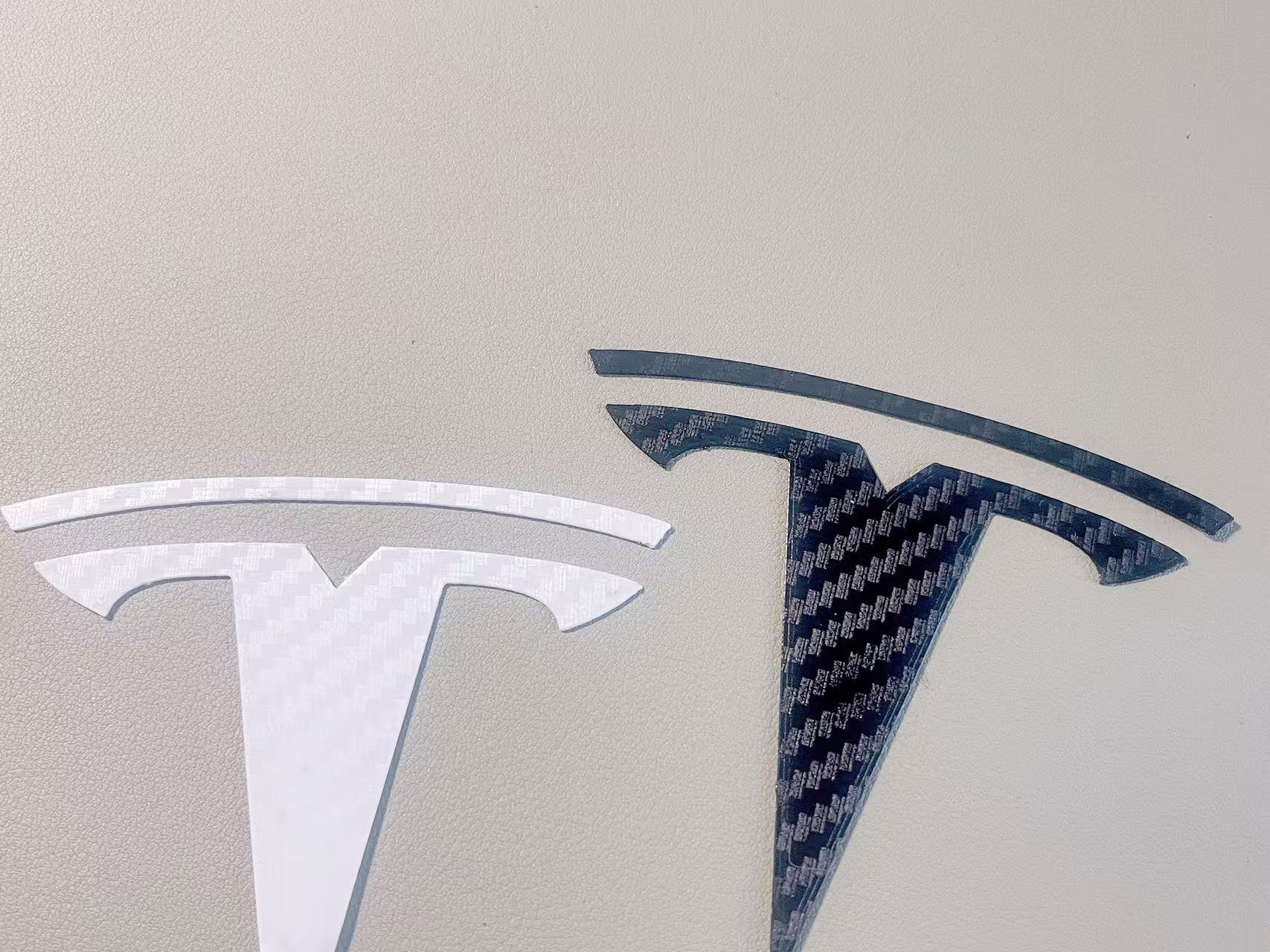 Miniatura 2 do modelo 3D 特斯拉Tesla碳纤车标软贴 黑化车标 自粘碳纤维车标 免拆覆盖款 Model 3 Model Y