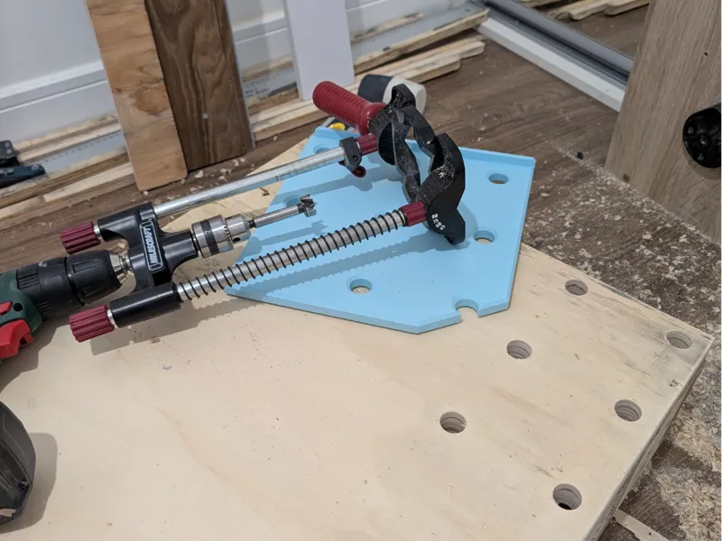 Doghole template with center finder 20mm festool