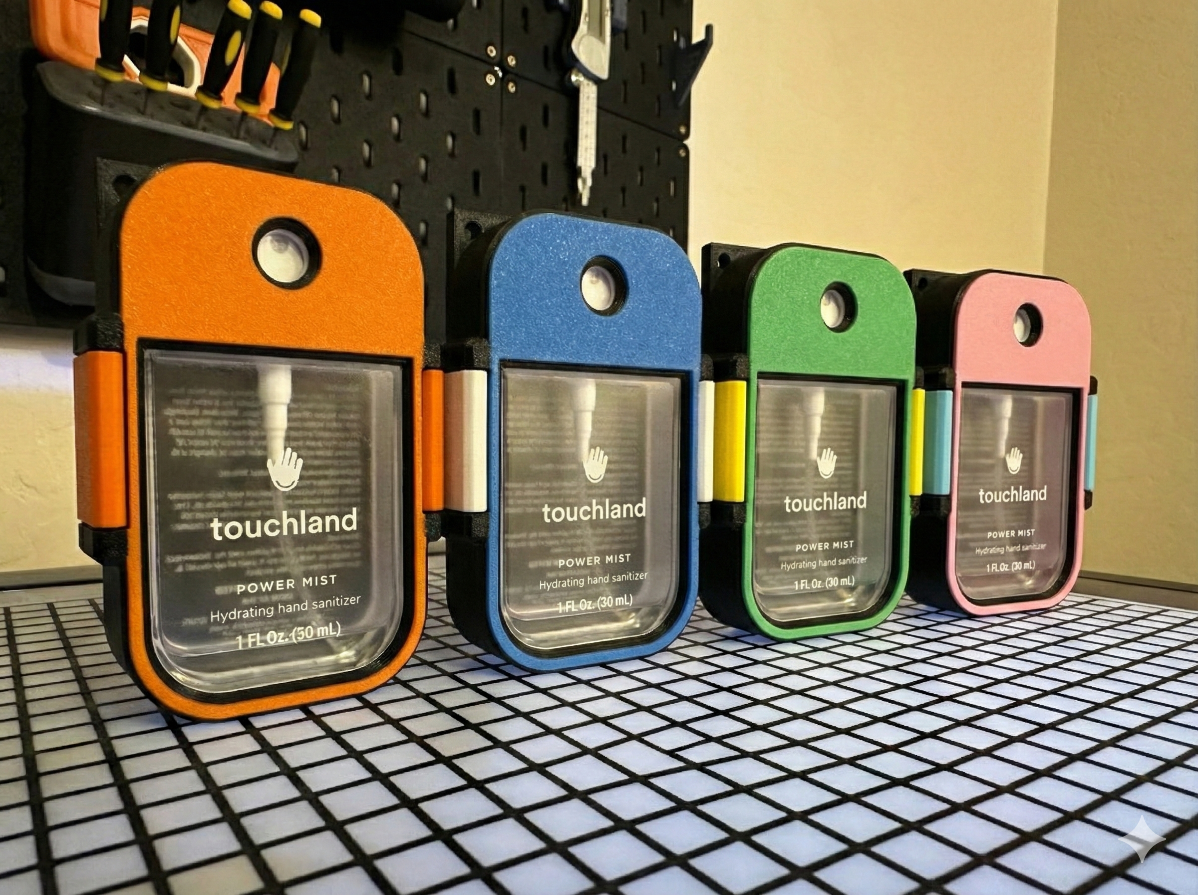 Miniatura 3 do modelo 3D Touchland Case | PIP Latch & Keychain Loop