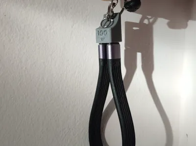 Strong grip USB-C cable holder keychain